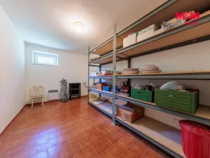 Prodej rodinného domu, Karlovy Vary - Hůrky, 250 m2