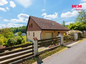 Prodej rodinného domu, Karlovy Vary - Hůrky, 250 m2