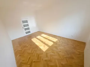 Pronájem bytu 1+1, Praha - Vinohrady, Ondříčkova, 45 m2