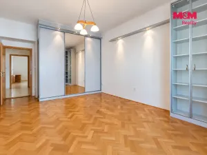 Pronájem bytu 1+1, Praha - Žižkov, Kubelíkova, 63 m2