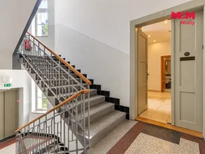 Pronájem bytu 1+1, Praha - Žižkov, Kubelíkova, 63 m2