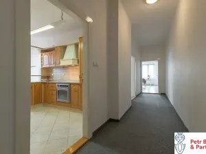 Pronájem bytu 3+1, Rakovník, Husovo náměstí, 95 m2