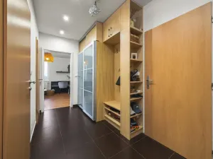 Prodej bytu 3+1, Libčice nad Vltavou, Ke Studánkám, 73 m2