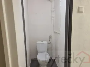 Pronájem bytu 1+1, Praha - Strašnice, Srbínská, 24 m2