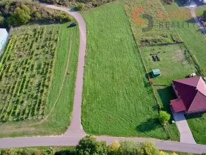 Prodej komerčního pozemku, Pravlov, 3077 m2