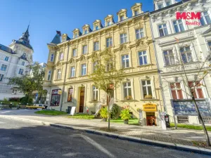 Pronájem obchodního prostoru, Karlovy Vary, Bělehradská, 100 m2