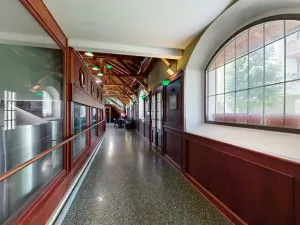 Dražba restaurace, Praha - Holešovice, Jankovcova, 1096 m2