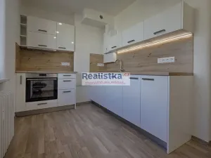 Pronájem bytu 3+1, Plzeň, Pod Záhorskem, 77 m2
