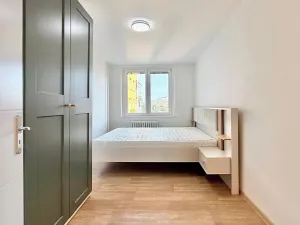 Pronájem bytu 3+1, Brno, Strnadova, 60 m2