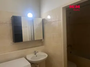 Pronájem bytu 2+kk, Praha - Hostivař, Přeštická, 52 m2