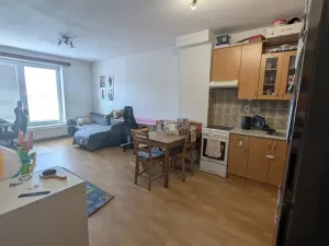 Pronájem bytu 2+kk, Brno, Zderadova, 50 m2