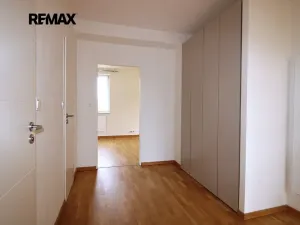 Pronájem bytu 4+kk, Jeneč, Lidická, 102 m2