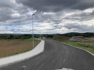 Prodej pozemku, Ostrov, Hroznětínská, 697 m2