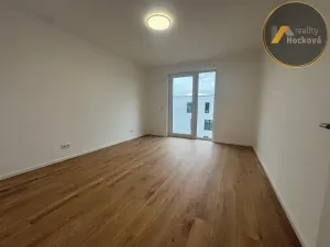 Pronájem bytu 2+kk, Kladno, Engerth, 59 m2