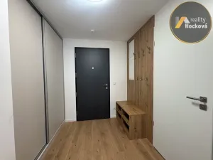 Pronájem bytu 2+kk, Kladno, Engerth, 59 m2