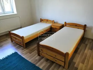 Pronájem bytu 2+kk, Pardubice, Okružní, 46 m2