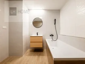 Prodej bytu 2+kk, České Budějovice, Čakovská, 67 m2