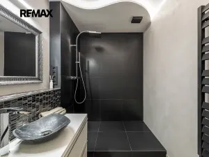 Pronájem bytu 2+kk, Praha - Vysočany, Pod Harfou, 55 m2