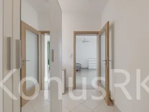 Prodej bytu 2+kk, Praha - Horní Měcholupy, Modenská, 69 m2
