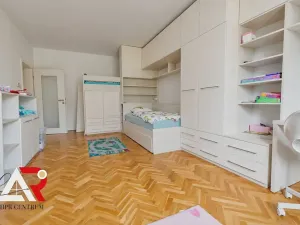 Prodej bytu 3+1, Kuřim, Školní, 102 m2