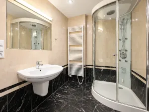 Pronájem bytu 4+kk, Praha - Krč, Hudečkova, 182 m2