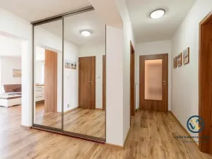 Prodej rodinného domu, Starovičky, 162 m2