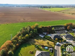 Prodej pozemku pro bydlení, Močovice, 2044 m2