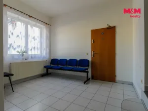 Pronájem kanceláře, Jeseník, nám. Svobody, 66 m2