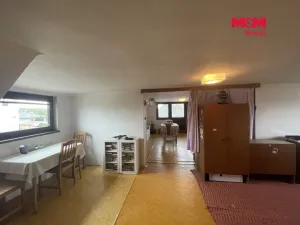 Prodej rodinného domu, Brňany, 140 m2
