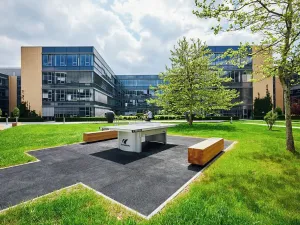 Pronájem kanceláře, Praha - Jinonice, Radlická, 2500 m2
