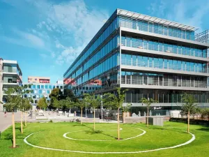 Pronájem kanceláře, Praha - Holešovice, 653 m2
