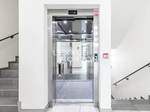 Prodej bytu 1+kk, Praha - Smíchov, Holečkova, 30 m2