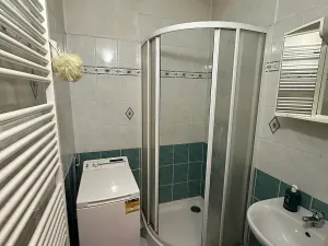 Pronájem bytu 1+kk, Praha - Krč, Štúrova, 30 m2