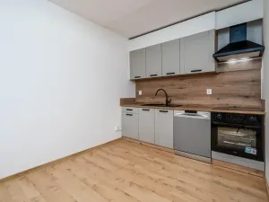 Prodej bytu 3+1, Praha - Střížkov, Varnsdorfská, 55 m2