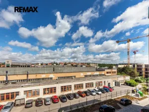 Pronájem bytu 2+kk, Praha - Radlice, U Komína, 41 m2