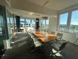 Pronájem kanceláře, Praha - Karlín, Pobřežní, 458 m2
