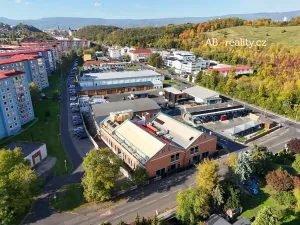 Pronájem obchodního prostoru, Teplice, Pražská, 148 m2