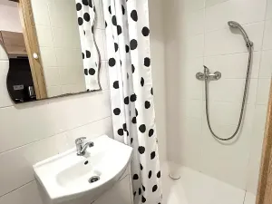 Pronájem bytu 1+kk, Praha - Černý Most, Bratří Venclíků, 18 m2