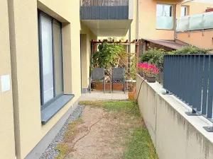 Pronájem bytu 2+kk, Praha - Suchdol, Suchdolské náměstí, 48 m2