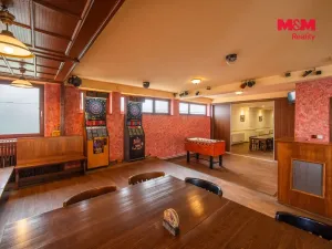 Pronájem restaurace, Most, Obránců míru, 400 m2