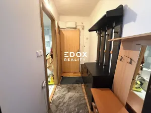Prodej bytu 2+1, Roztoky, Masarykova, 52 m2