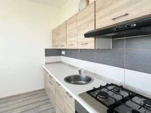 Pronájem bytu 2+1, Chomutov, Kamenný vrch, 58 m2