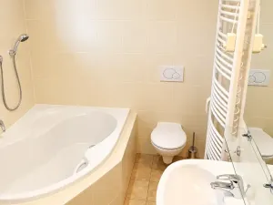 Pronájem rodinného domu, Luhačovice, Antonína Slavíčka, 250 m2