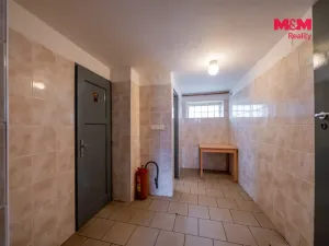 Pronájem restaurace, Seč, 292 m2