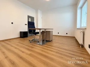 Pronájem kanceláře, Hradec Králové, Hořická, 20 m2
