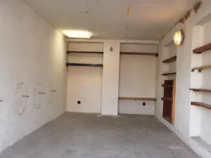 Pronájem garáže, Mělník, 18 m2