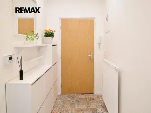 Pronájem bytu 2+kk, Praha - Strašnice, Kralická, 63 m2