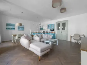 Prodej bytu 2+kk, Praha - Staré Město, Kaprova, 84 m2