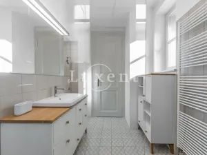 Prodej bytu 2+kk, Praha - Staré Město, Kaprova, 84 m2