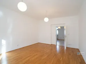 Pronájem bytu 2+1, Praha - Žižkov, Štítného, 73 m2